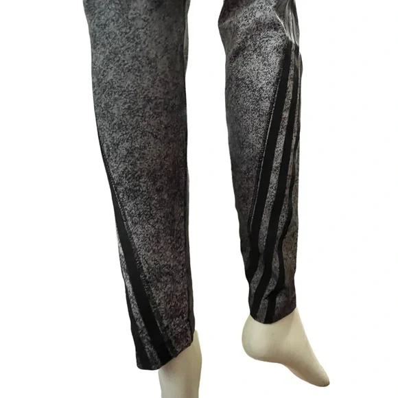 Adidas aeroready pants size medium - Picture 5 of 12